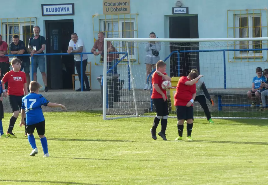 18.kolo Ml. žáci: FK Všeradice 1932 - SK Chlumec/Hostomice 2:3